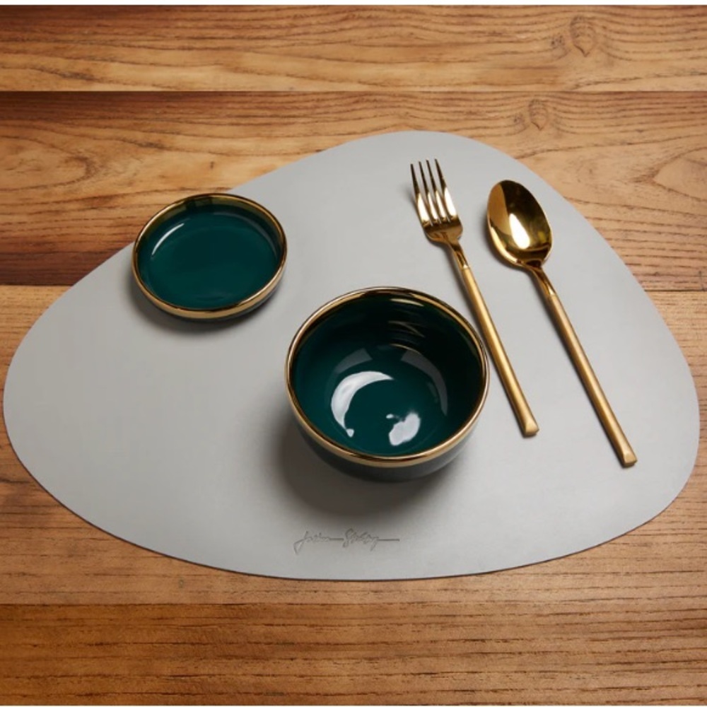 Joshua Steinberg Elipsis Placemats Green Faux Leather NIB Elegant Indoor Outdoor